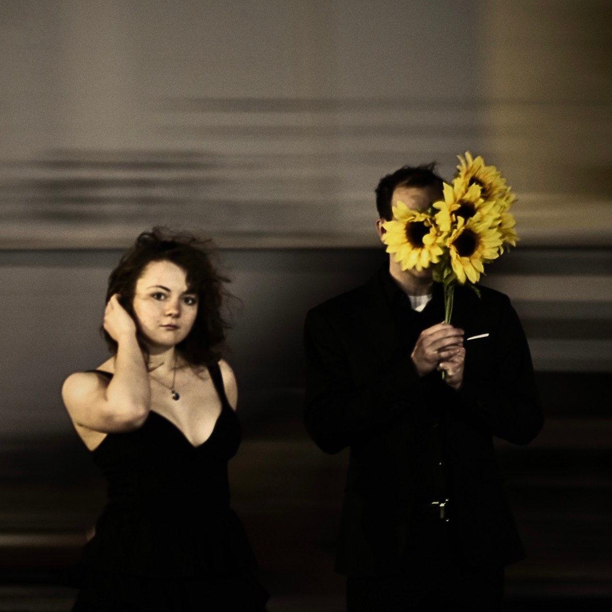 ST4RGRL.etc’s Debut “Sunflowers”